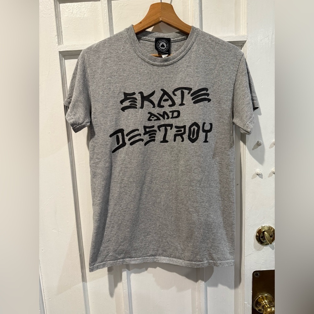 Thrasher Gray Skate Graphic Tee